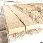 Fabrication d'adobes