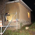Ossature bois, bottes de paille et enduit terre