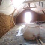 Enduit correction thermique. Pierre Terre, maçonnerie du bâti ancien, éco-construction basée à Sens de Bretagne en Ille-et-Vilaine (35). Elle intervient principalement sur une zone géographique s’étendant entre Rennes et son agglomération, Combourg, Fougères et Saint Aubin du Cormier. Travail sur la terre (bauge, torchis, adobes) ou la pierre, ainsi que sur les enduits et d'autres prestations telles que les complexes de sol (hérisson isolé et non isolé, dalle de chaux, chape et terre cuite.