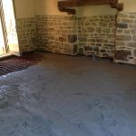 Enrobage. Pierre Terre, maçonnerie du bâti ancien, éco-construction basée à Sens de Bretagne en Ille-et-Vilaine (35). Elle intervient principalement sur une zone géographique s’étendant entre Rennes et son agglomération, Combourg, Fougères et Saint Aubin du Cormier. Travail sur la terre (bauge, torchis, adobes) ou la pierre, ainsi que sur les enduits et d'autres prestations telles que les complexes de sol (hérisson isolé et non isolé, dalle de chaux, chape et terre cuite.