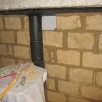 Briques de terre crue. Pierre Terre, maçonnerie du bâti ancien, éco-construction basée à Sens de Bretagne en Ille-et-Vilaine (35). Elle intervient principalement sur une zone géographique s’étendant entre Rennes et son agglomération, Combourg, Fougères et Saint Aubin du Cormier. Travail sur la terre (bauge, torchis, adobes) ou la pierre, ainsi que sur les enduits et d'autres prestations telles que les complexes de sol (hérisson isolé et non isolé, dalle de chaux, chape et terre cuite.