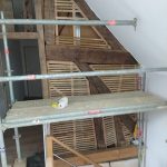 Lattage du pan de bois qui va rester apparent